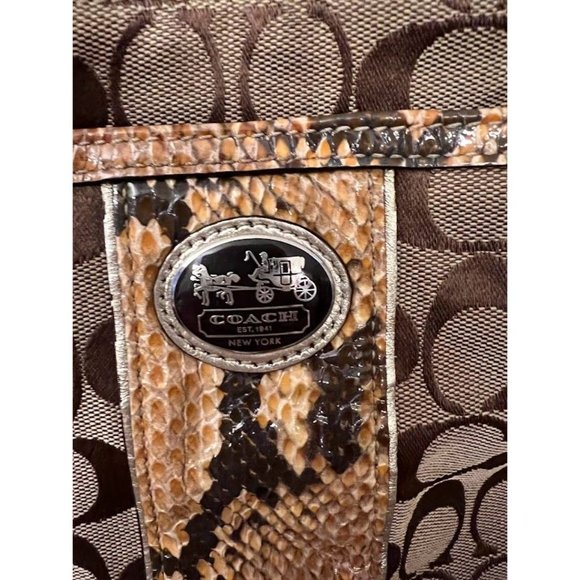 Coach Swingback Python/Khaki Signature Crossbody Bag - Picture 3 of 5